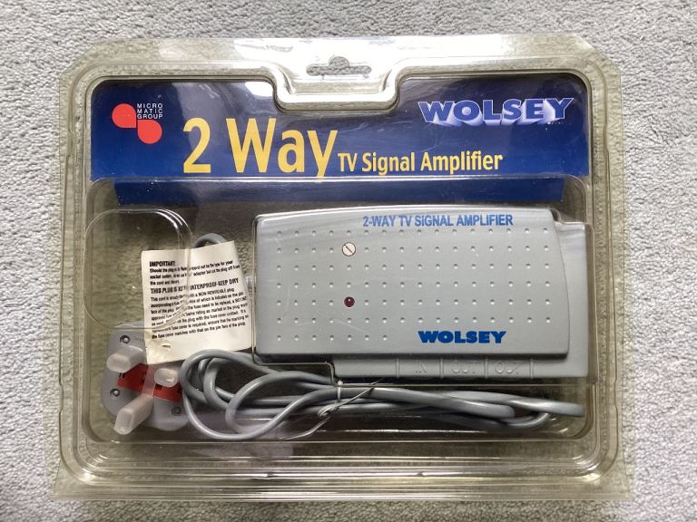 TV SIGNAL AMPLIFIER