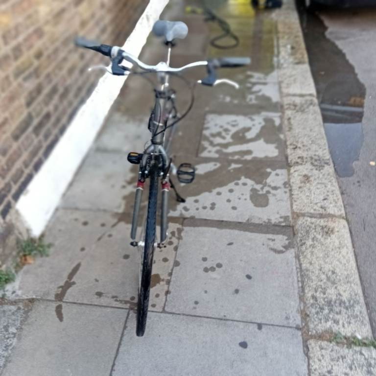 Mongoose 125 City Bike - Grey, Good Condition