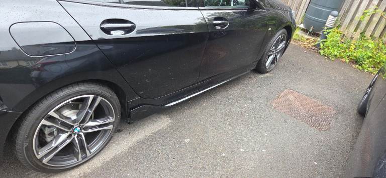  BMW 18" Alloys with almost new Bridgstones 225/40/18