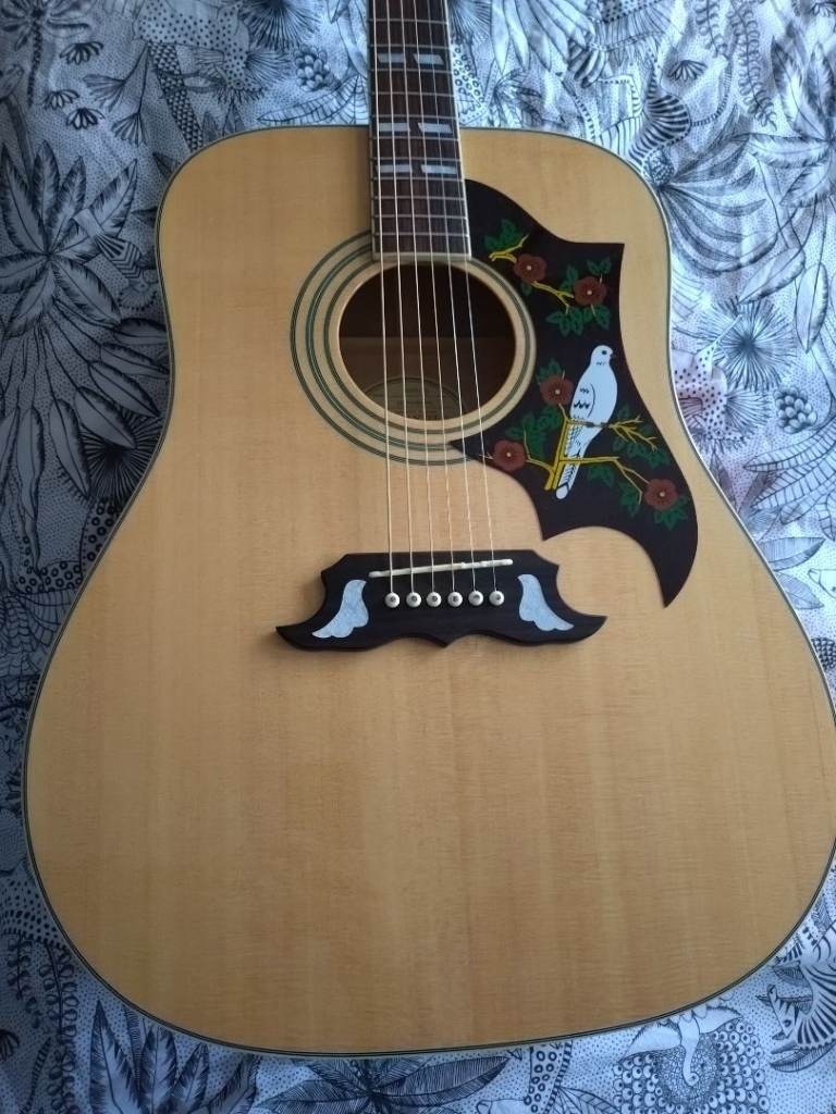 Epiphone dove acoustic guitar 