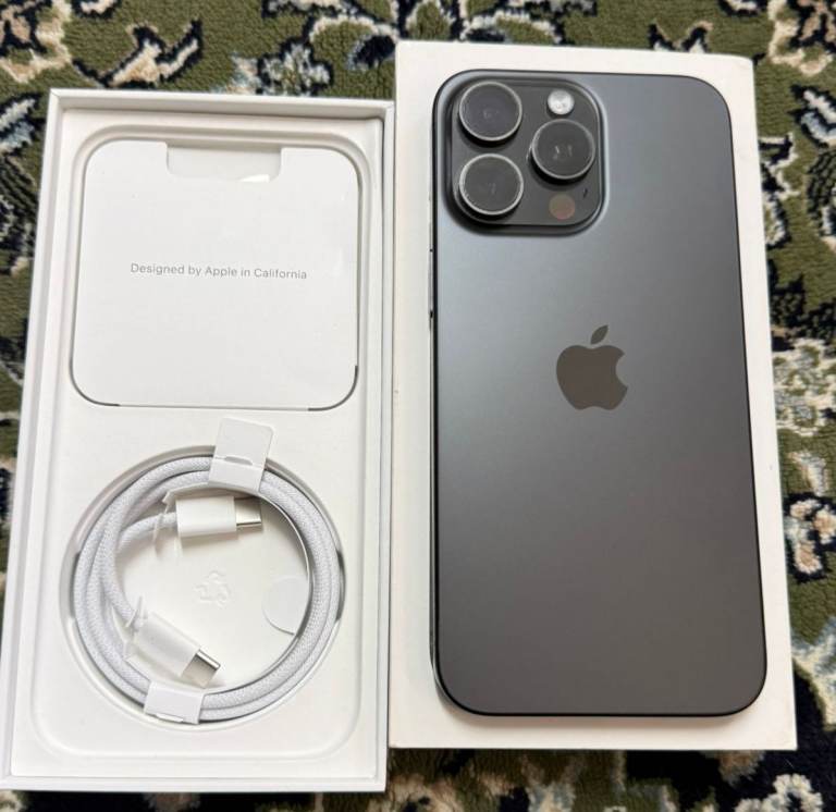 Apple iPhone 15 Pro Max 256 Gb Unlocked Immaculate Condition ❤️ 