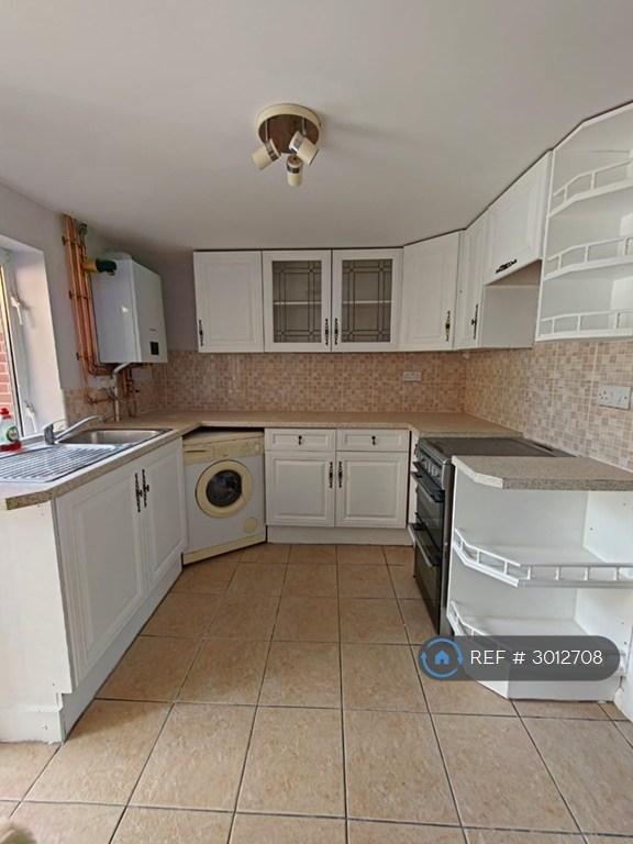 2 bedroom house in Goddens Cottages, Tonbridge, TN12 (2 bed) (#3012708)