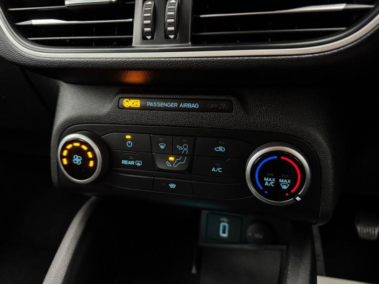 2020 Ford Focus 1.5 EcoBlue 120 Zetec 5dr HATCHBACK DIESEL Manual