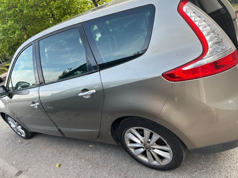 Renault, GRAND SCENIC, MPV, 2010, Manual, 1397 (cc), 5 doors