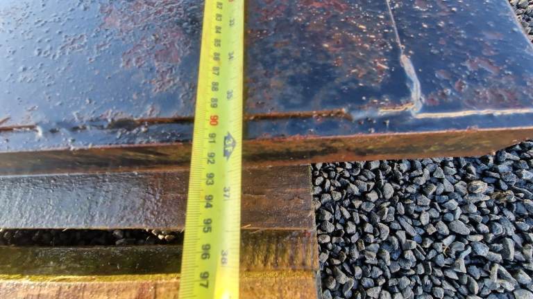 Tractor three point linkage flat bed frame carrier 