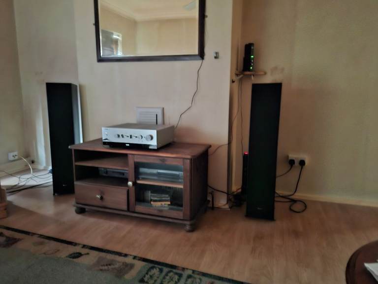 Yamaha rn800a & Klipsch r-600f 