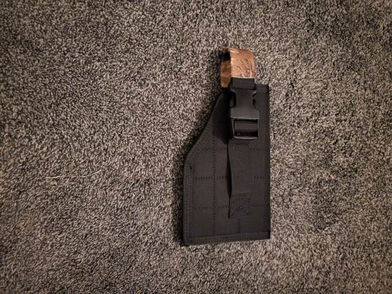 Airsoft pistol holster
