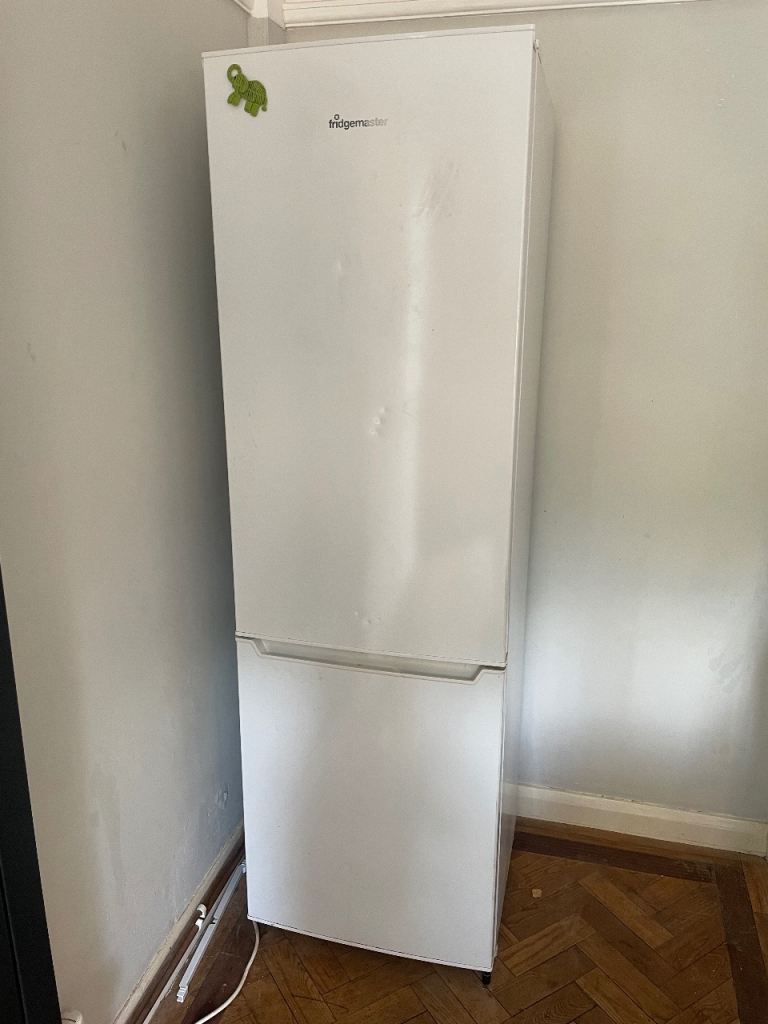 Fridgemaster Fridge Freezer - White, Good Condition