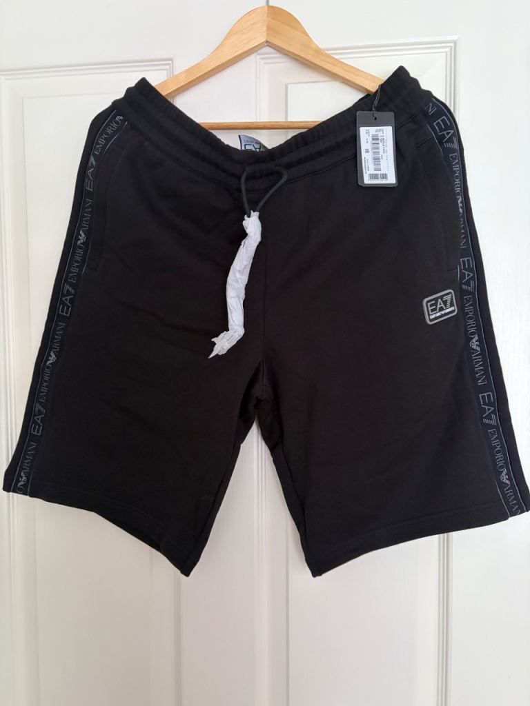 BNWT Men’s Emporio Armani Sweat Shorts Size XL Extra Large