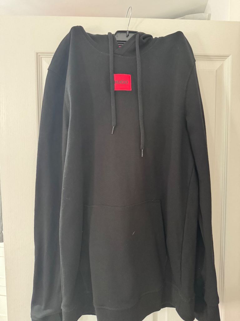 Hugo Boss Black Hoodie – Good Condition xl