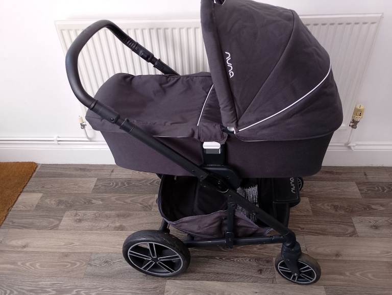 Nuna mixx travel system 