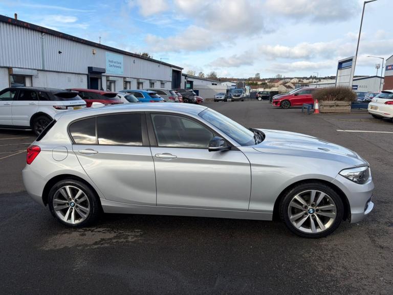 2018 BMW 1 Series 118i [1.5] Sport 5dr [Nav] HATCHBACK Petrol Manual