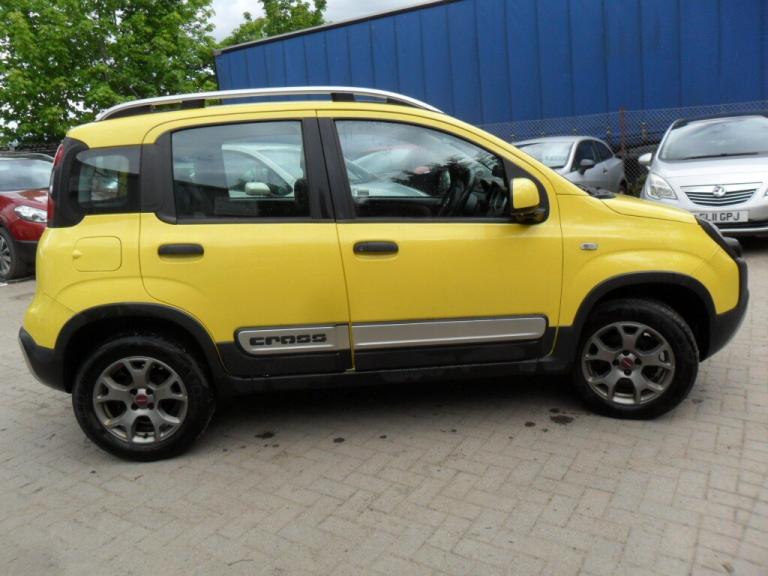 2016 Fiat Panda 0.9 TwinAir [90] Cross 4x4 5dr HATCHBACK Petrol Manual
