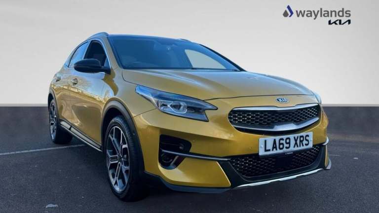 2020 Kia XCeed First Edition HATCHBACK Petrol Manual