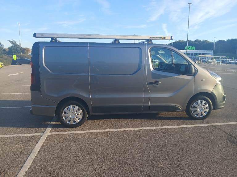 Vauxhall, VIVARO, Panel Van, 2019, Manual, 1598 (cc)