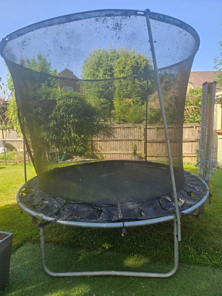 Free 8ft trampoline 