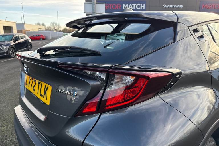 2022 Toyota C-HR 1.8 VVT-h Icon CVT Euro 6 (s/s) 5dr SUV PETROL/ELECTRIC Automatic