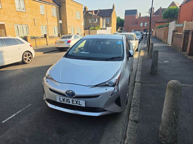 Low Mileage Toyota, PRIUS HYBRID, 2016, 1797 (cc)