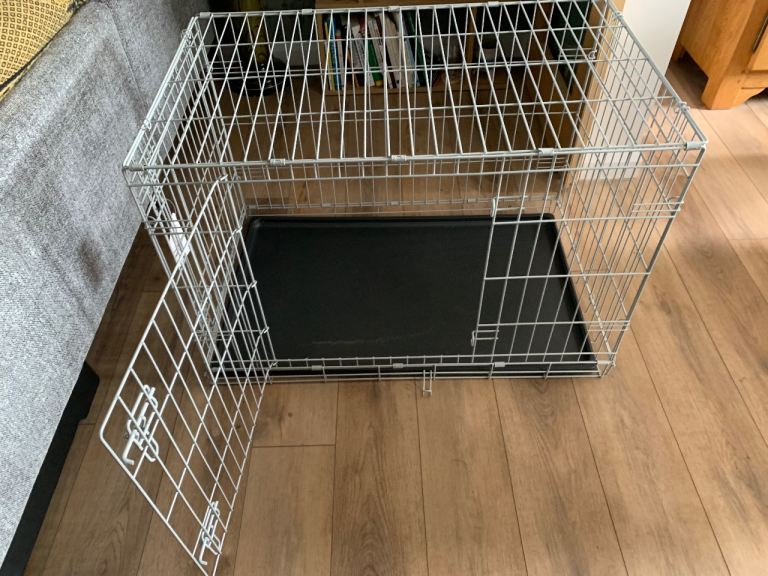 Dog crate medium.