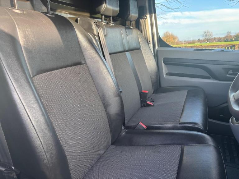 2020 Vauxhall Vivaro 2900 1.5d 100PS Dynamic H1 Van PANEL VAN DIESEL Manual