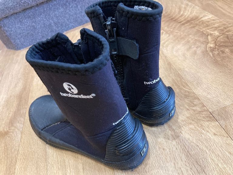 Two Bare Feet Boots size 8