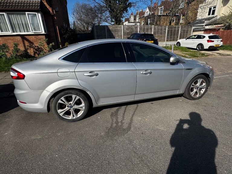 Ford, MONDEO, Hatchback, 2014, Semi-Auto, 1997 (cc), 5 doors