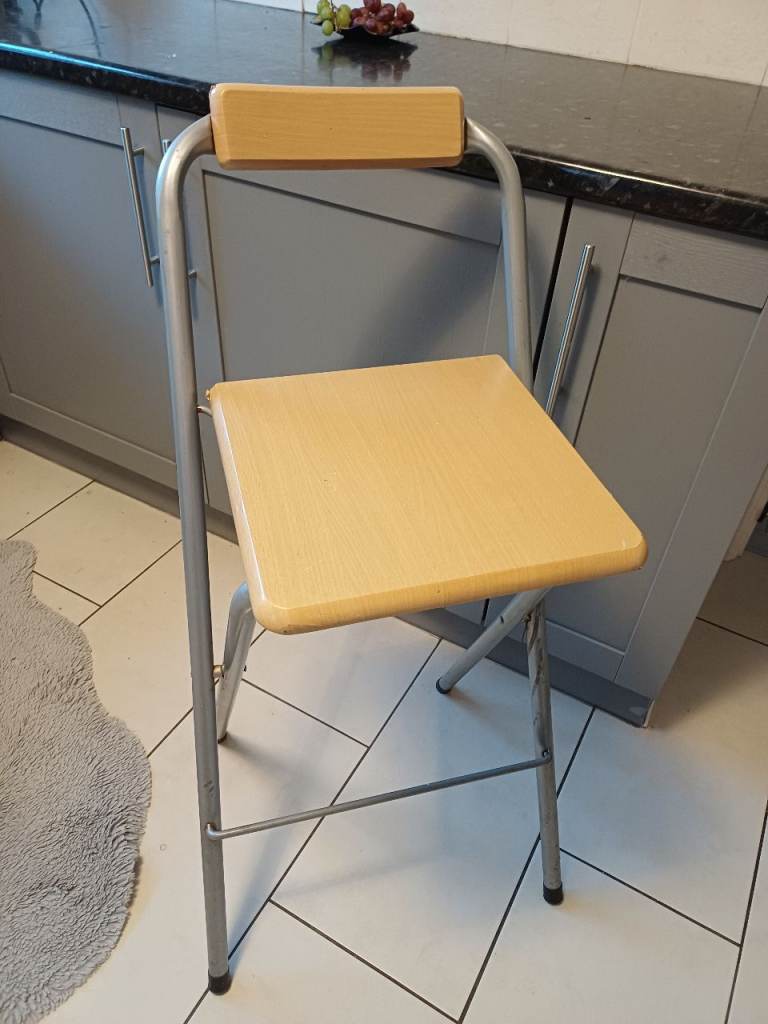 Folding Stool/Chair – Wood and Metal, Good Condition