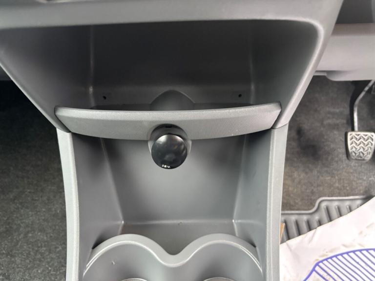 2010 Peugeot 107 1.0 12V Urban Hatchback 3dr Petrol 2 Tronic Euro 4 (68 ps) Hatchback Petrol Auto...