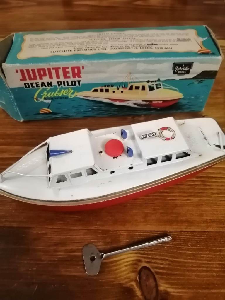 Vintage Jupiter Ocean Pilot Cruiser Tin Toy Boat with Box