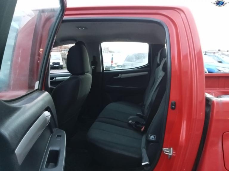 ISUZU D-MAX 2.5 TD Fury Red Manual Diesel 2016