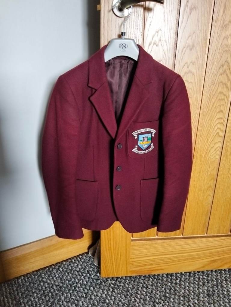 Strangford girls Blazer with Badge – Maroon, Good Condition