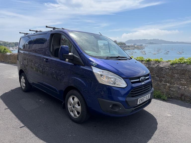 2017 Ford Transit Custom 2.0 TDCi 130ps Low Roof Limited Van Van  Diesel Manual