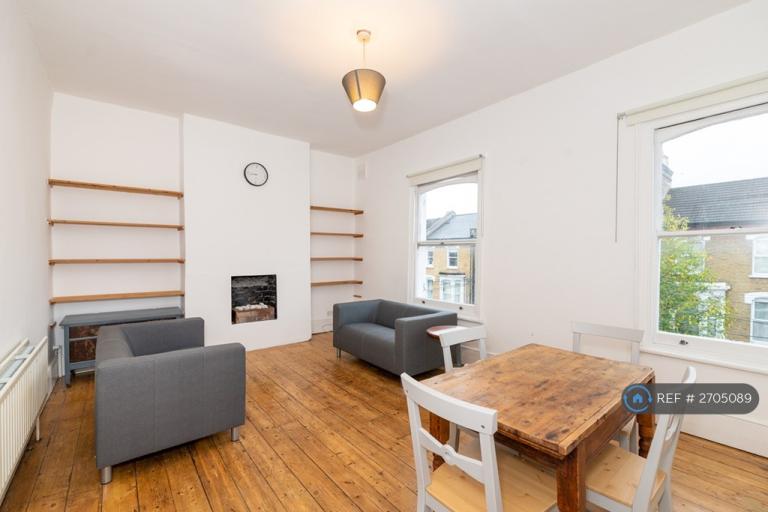 3 bedroom flat in Kellett Road, London, SW2 (3 bed) (#2705089)