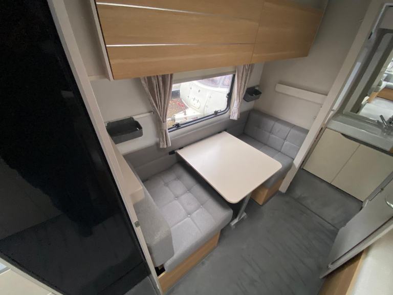 ADRIA ADORA SAVA - 2021 - FIXED SINGLE BEDS - 4 BERTH - PRISTINE ONE OWNER 