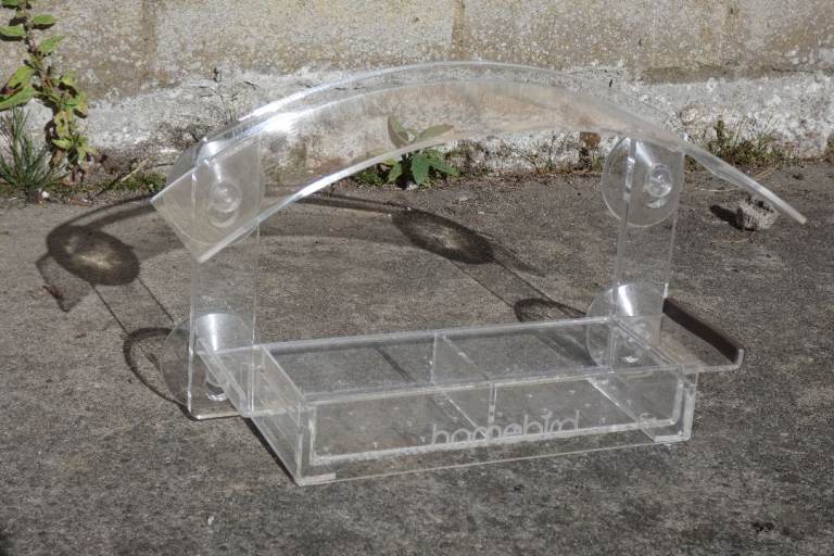 Homebird window bird feeder