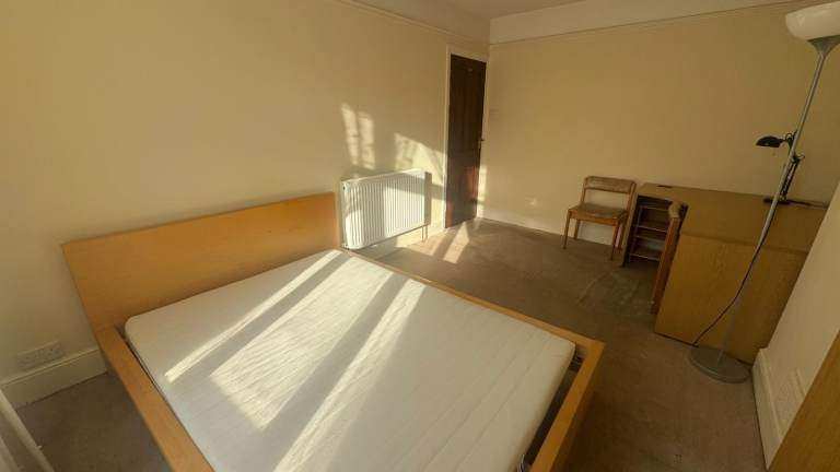 Spacious & Cosy Double Room For Rent AT BS16 3QZ