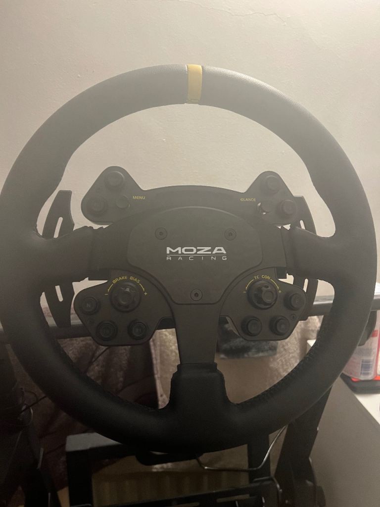 MOZA Racing RS V2 Steering Wheel - Excellent Condition Sim Racing Controller