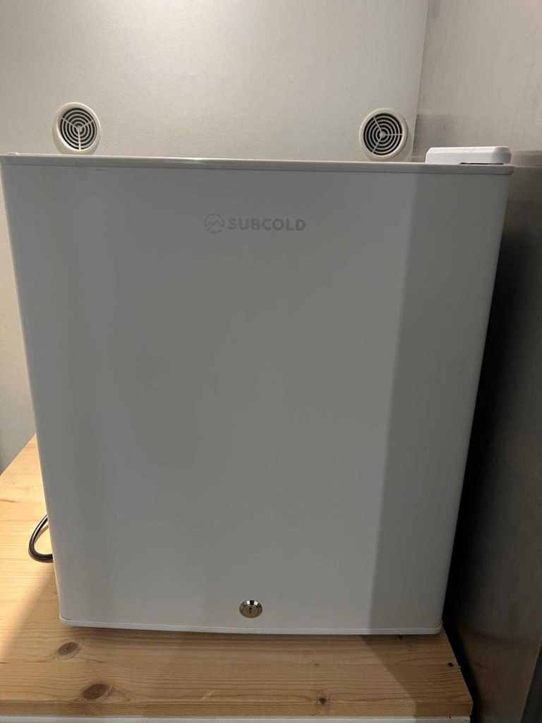 image for Mini Fridge 30L - £30