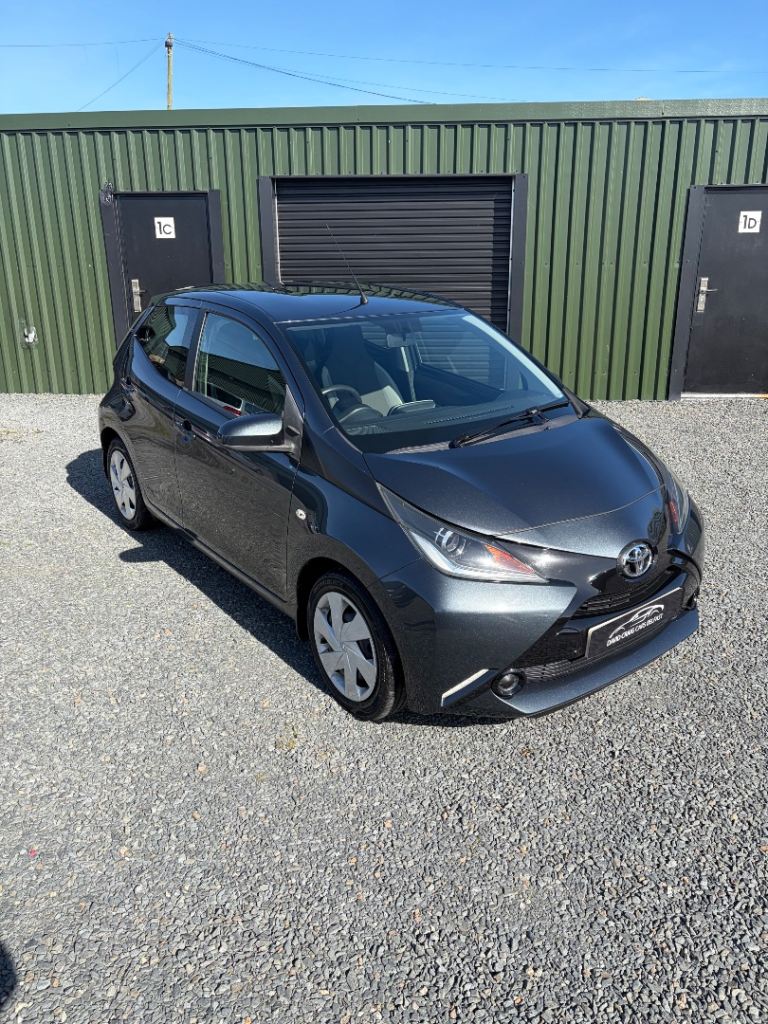 Toyota, AYGO, reverse camera & touch screen 2014, Manual, 998 (cc), 5 doors