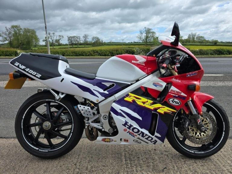 Honda RVF400 400cc