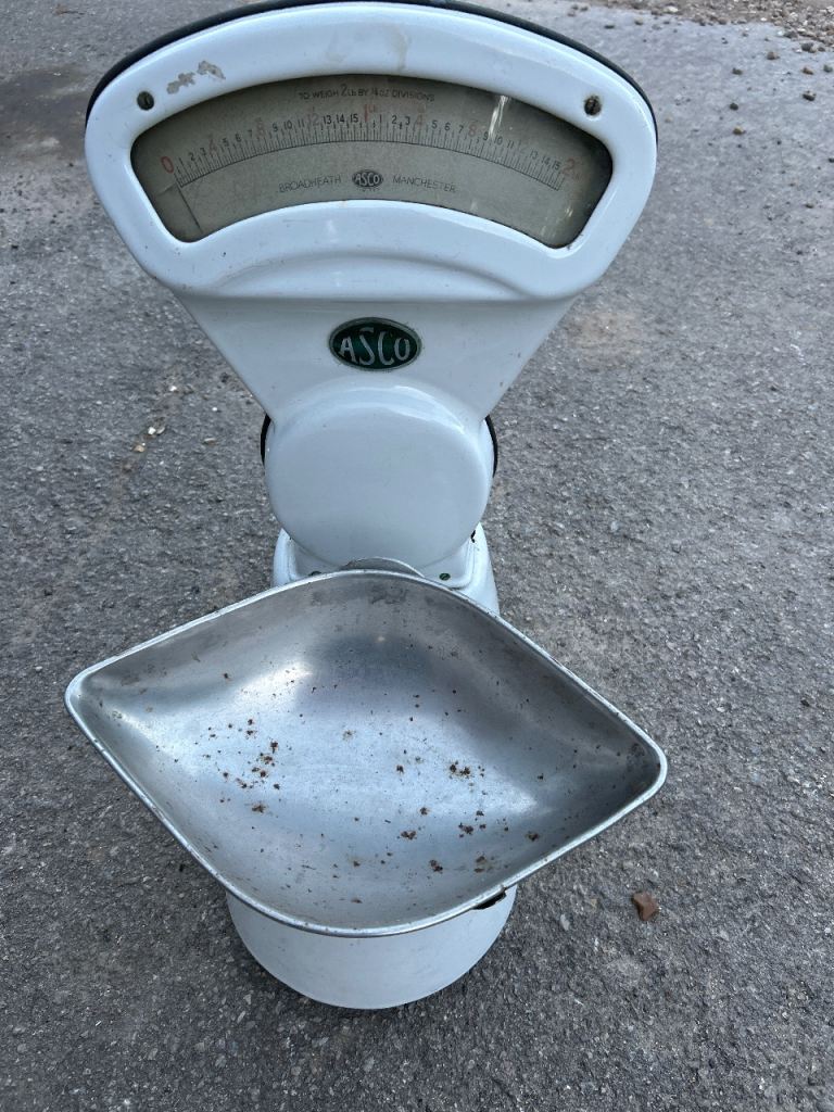 Vintage Asco Kitchen Scale – White, Fair Condition