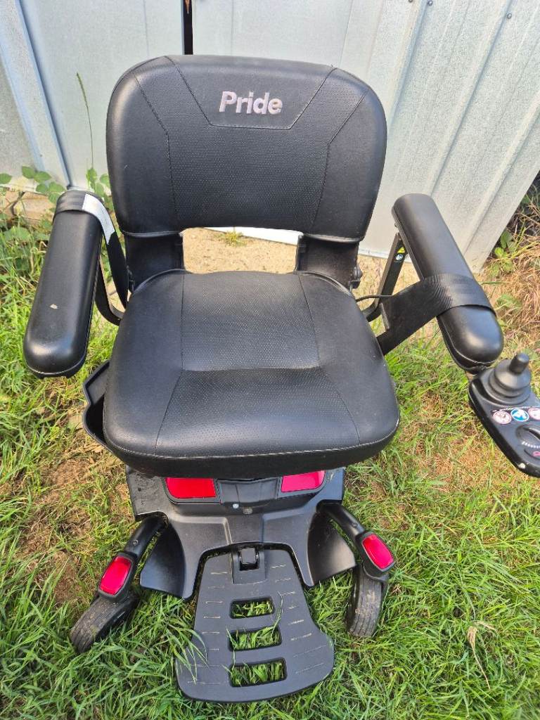 Mobility Scooter/Electric Wheelchair – Good Condition