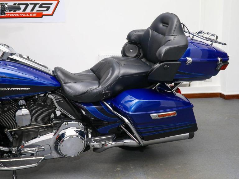 2015, '15 Harley-Davidson FLTRUSE Road Glide CVO. Stunning Bike. See Ad. £13,995