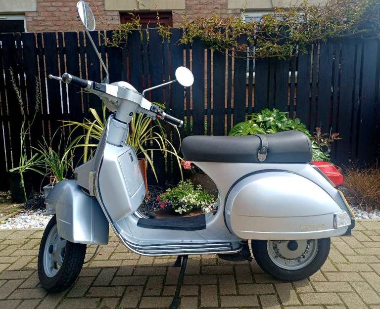 Piaggio, VESPA, 2006, 124 (cc)