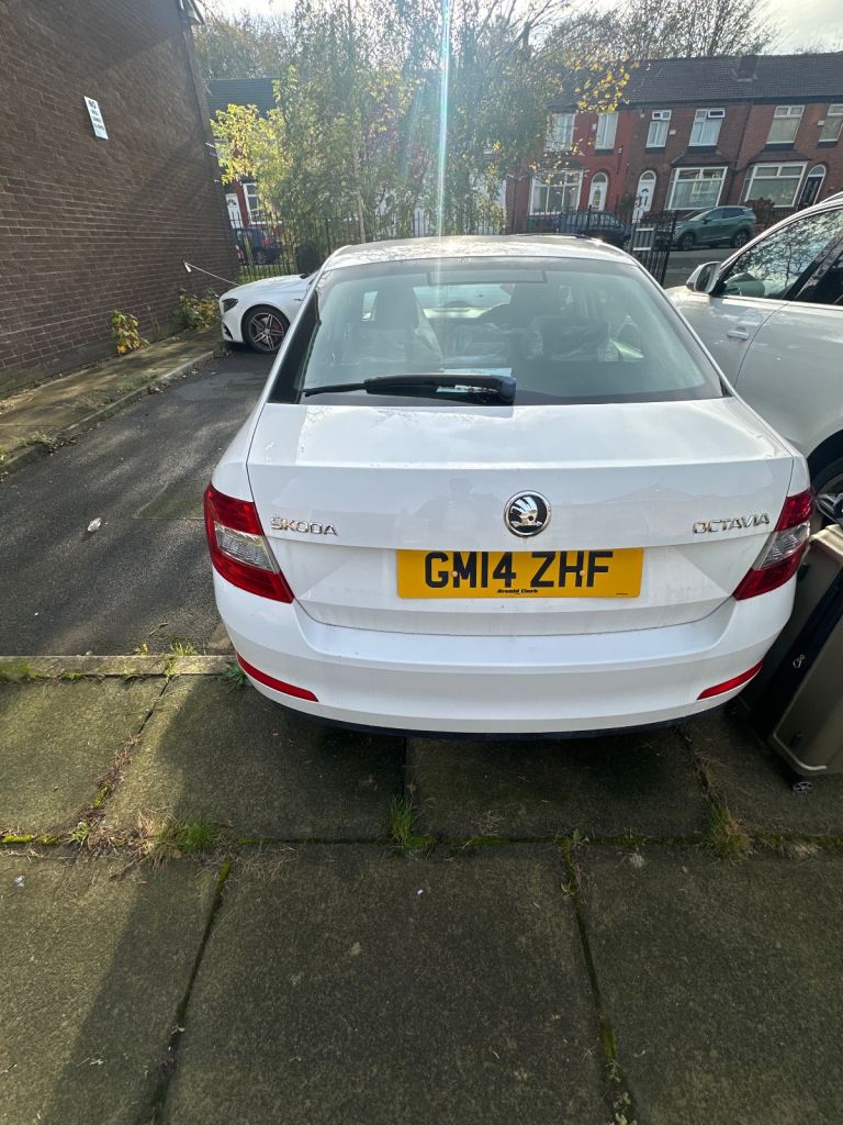 Skoda, OCTAVIA, Hatchback, 2014, Manual, 1598 (cc), 5 doors