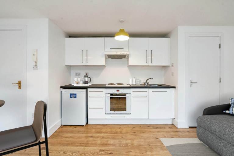 Studio Flat, Kings Arms Court, North Walsham, NR28 9JJ - £625pcm