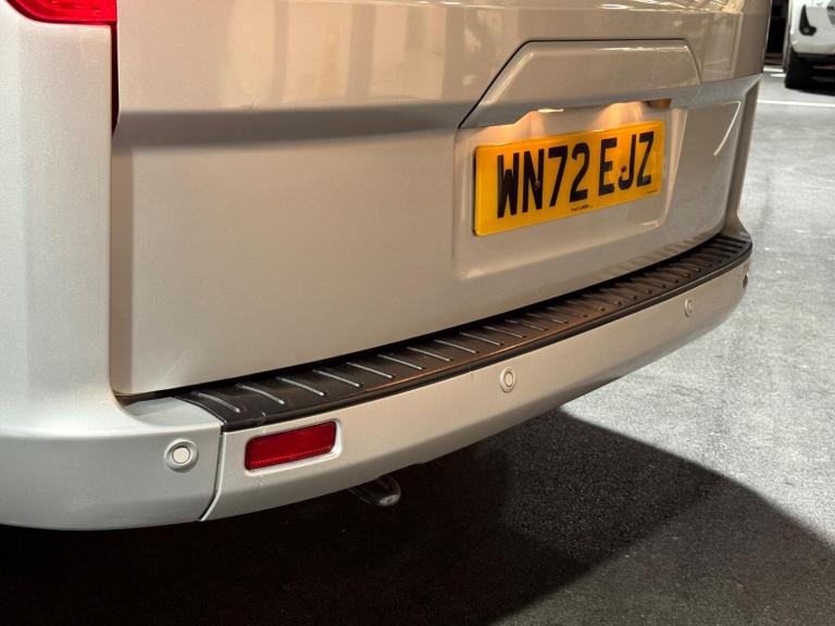 2022 Ford Tourneo Custom 2.0 EcoBlue 130ps L/R 8 Seater Titanium Auto MPV DIESEL Automatic