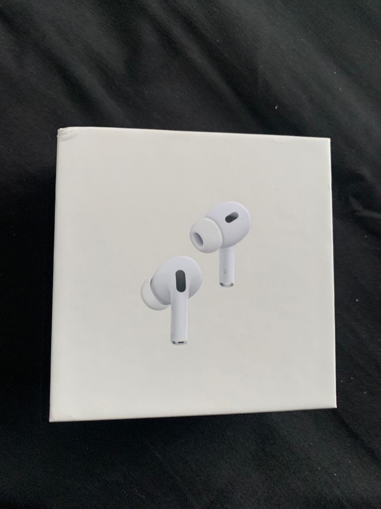 New, Apple AirPod pro 2s