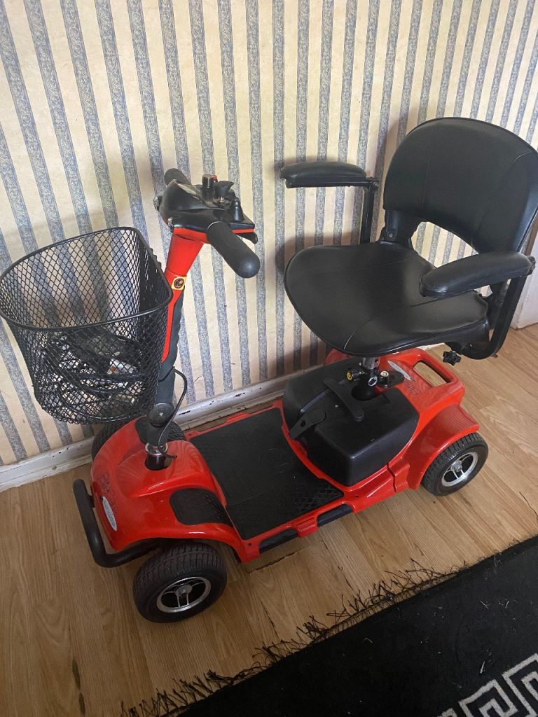 Elite Care Mobility Scooter with new battery with Front Basket – Good Condition