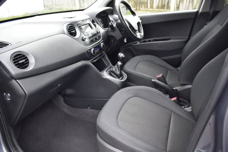 2017 Hyundai i10 1.0 Premium Hatchback 5dr Petrol Manual Euro 6 (66 ps) Hatchback Petrol Manual